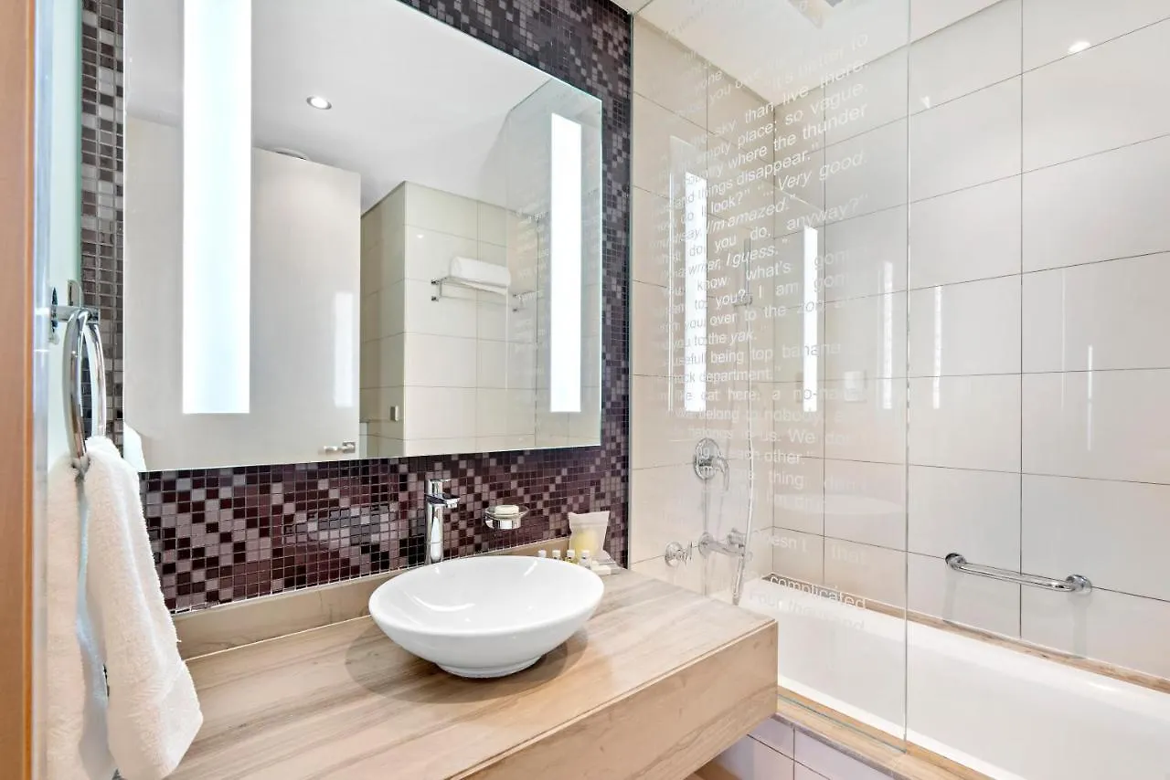 Aliving Supreme 2Br Paramount Towers Business Bay 6206 Dubai Appartamento