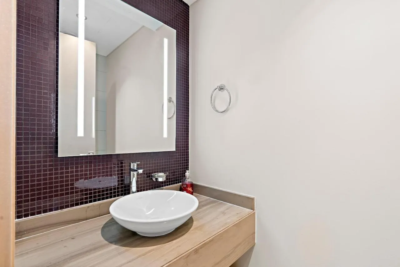 Aliving Supreme 2Br Paramount Towers Business Bay 6206 Dubai