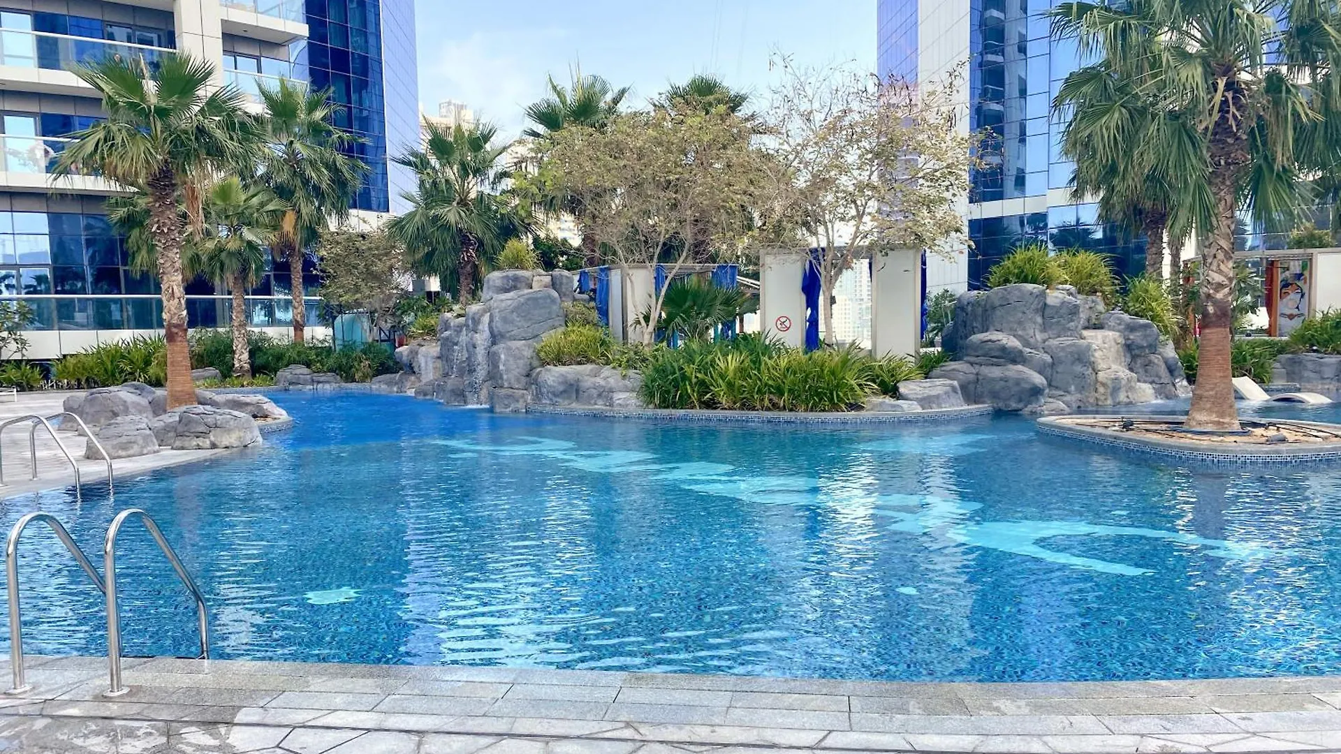 Appartamento Aliving Supreme 2Br Paramount Towers Business Bay 6206 Dubai